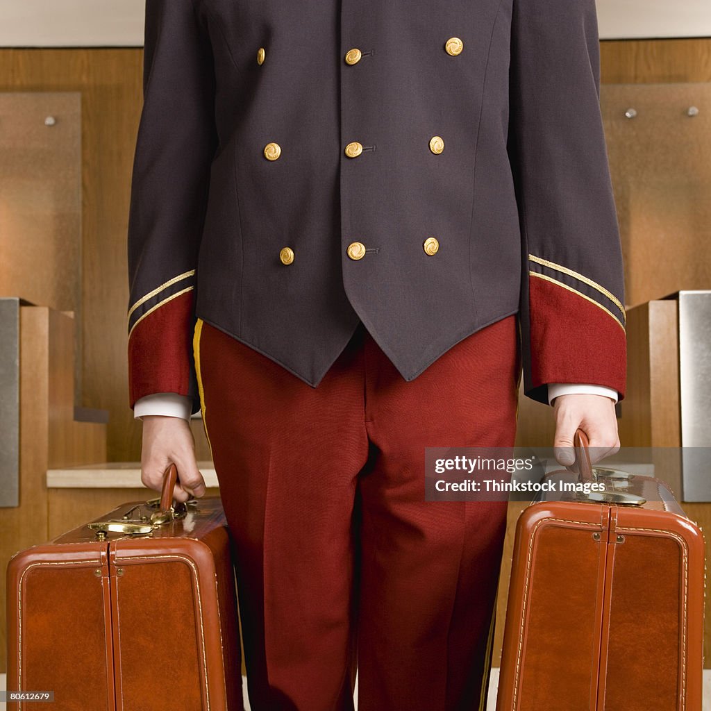 Cropped bellhop