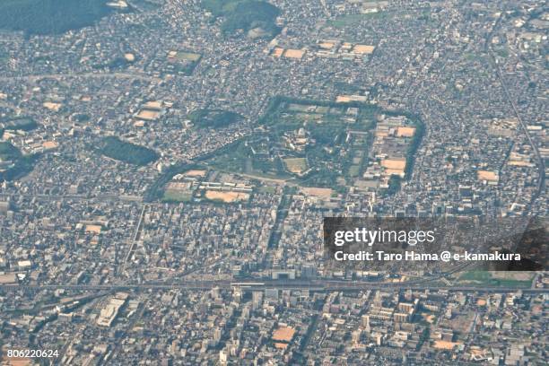 himeji city in hyogo prefecture daytime aerial view from airplane - himeji foto e immagini stock