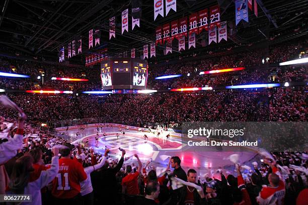 Fans cheer as the Montreal Canadiens take to the ice to face the Boston Bruins during Game One of the 2008 NHL Eastern Conference Quarterfinals at...