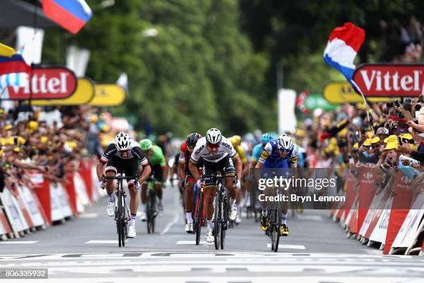 Peter Sagan of Slovakia and team Bora-Hansgrohe makes his way to cross the line to win stage 3 of the 2017 Tour de France, a 212.5km road stage from...