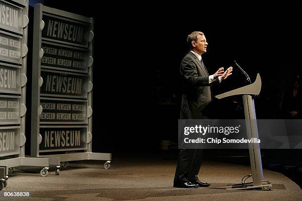 United States Supreme Court Chief Justice John Roberts addresses the dedication ceremony during the grand opening of the Newseum April 11, 2008 in...