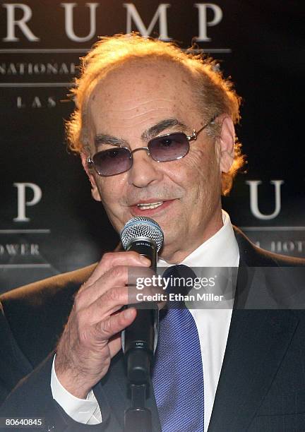 Phil Ruffin Photos and Premium High Res Pictures - Getty Images