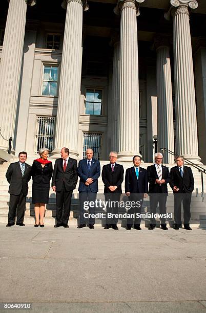 Finance Ministers James Flaherty, of Canada, Christine Lagarde, of France, Peer Steinbruck, of Germany, Henry Paulson, of the United States, Tommaso...