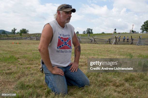 Various alt-right groups including militias, the oath keepers, a scattering of klansmen, and confederate flag advocates, descend upon the Gettysburg...