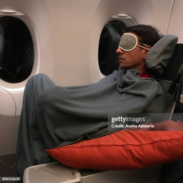 Flight Eye Mask Flight Eye Mask Photos and Premium High Res Pictures - Getty Images