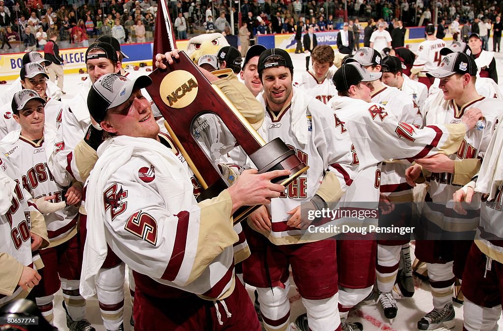 NCAA Frozen Four - Notre Dame v Boston College