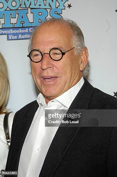 Jimmy Buffett arrives for the "Night of Too Many Stars: An Overbooked Benefit for Autism Education" presented by Comedy Central at the Beacon Theatre...