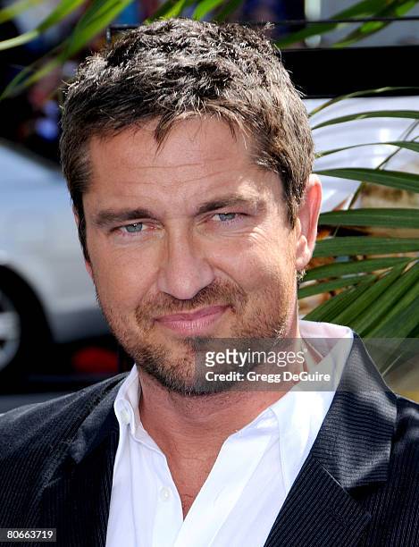 Actor Gerard Butler arrives at the world premiere of "Nim's Island on March 30, 2008 at Grauman's Chinese Theater in Hollywood, California.