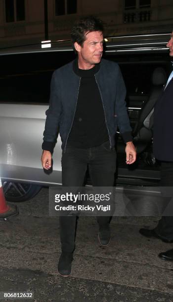 Jason Bateman arriving at Claridges hotel on July 3, 2017 in London, England.
