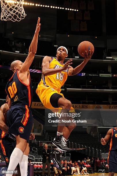 Roderick Riley Nba 87 Roderick Riley Stock Photos, High-Res Pictures, and Images - Getty ...