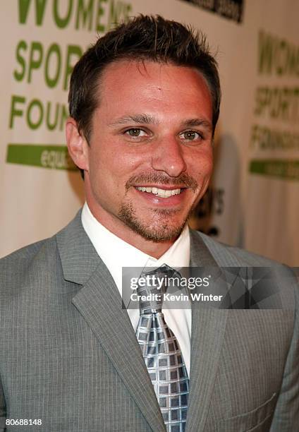 Personality Drew Lachey arrives at Women's Sports Foundation's "Billie Awards" held at the Beverly Hilton Hotel on April 15, 2008 in Beverly Hills,...