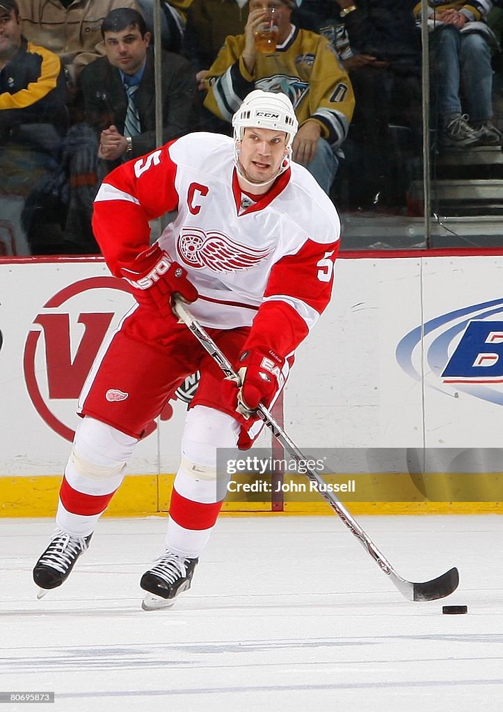 Detroit Red Wings v Nashville Predators - Game Three