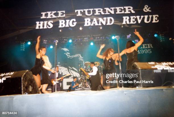 Photo of Ike Turner & The Ikettes on 7-15-95