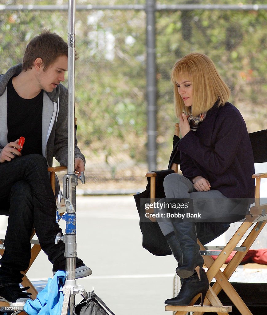 Hayden Christensen and Rachel Bilson on Location for "New York, I Love You" in New York - April 16, 2008