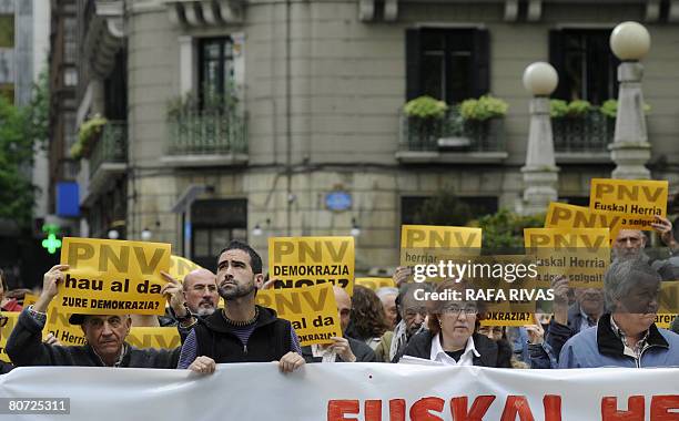 Basque Pritest Arantza Urkaregi Fotografías e imágenes de stock - Getty Images