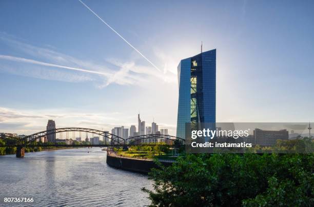 european central bank building in frankfurt - frankfurt main tower stock pictures, royalty-free photos & images