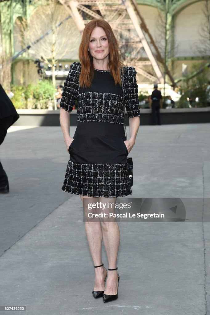 Chanel : Photo Call - Paris Fashion Week - Haute Couture Fall/Winter 2017-2018