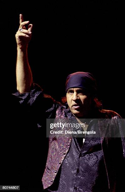 Steven Van Zandt of Bruce Springsteen and The E Street Band in concert 06/28/03 Milan, Italy