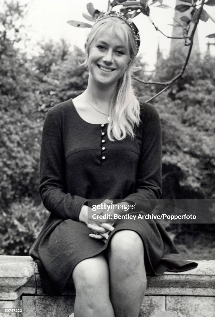 Personalities Stage and Screen. pic: 7th June 1968. Stratford Upon Avon. British actress Helen Mirren (born 1945 Ilyena Vasilievna Mironov) acclaimed film and stage actress, pictured when she was appearing with the Royal Shakespeare Company in "Troilus a
