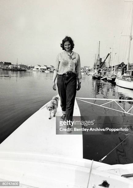 Sport,Sailing/Personalities, pic: 31st May 1968, German born sailor Edith Baumann with her mongrel dog Schaltz, She was the only woman in the Single...