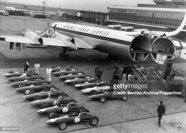 Sport, Motor Racing, Formula One, pic: September 1963, London Airport, Nineteen racing cars await loading at the airport on to a cargo plane to take...