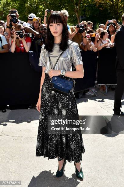 Nana Komatsu is seen arriving at the 'Chanel' show during Paris Fashion Week - Haute Couture Fall/Winter 2017-2018 on July 4, 2017 in Paris, France.