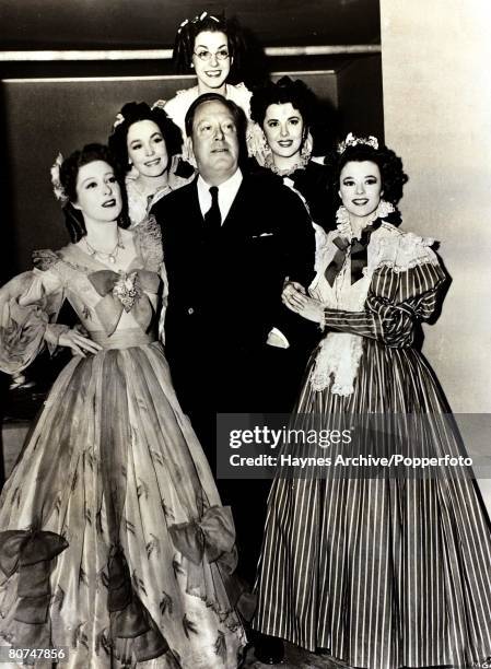 Cinema, American film director Robert Z. Leonard surrounded by actresses l-r, Greer Garson, Maureen O'Hara, Marsha Hunt, Ann Rutherford, Heather...