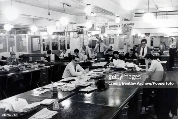 Business, Professions, Journalism, pic: 14th February 1969, London, The Editorial floor at the Daily Mail newspaper