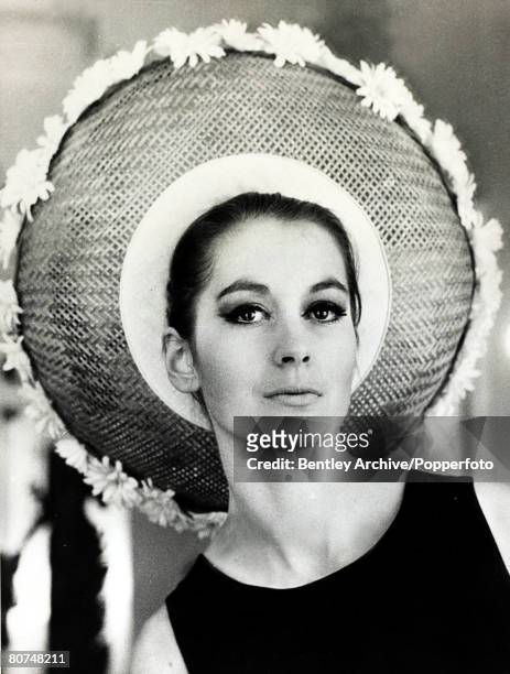 Personalities, Modelling, pic: 16th October 1968, Model Sandra Paul, wearing a Yves St, Laurent fashion hat