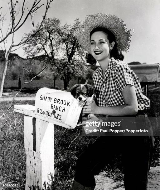 32 Dorothy Page (Actress) Stock Photos, HighRes Pictures, and Images