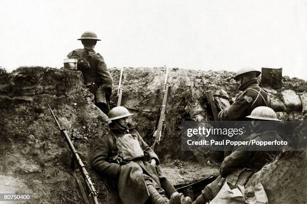 War and Conflict, World War I, , British soldiers in a forward trench in the Ypres salient, Belgium