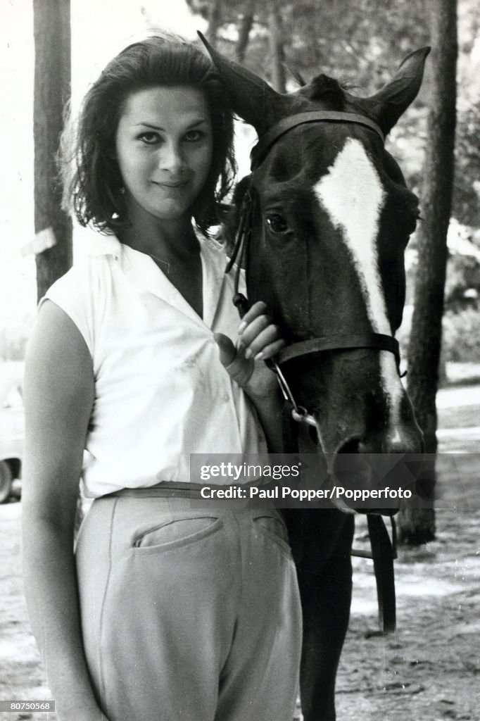 April British Model 2nd September 1963, British fashion model, showgirl and socialite ...