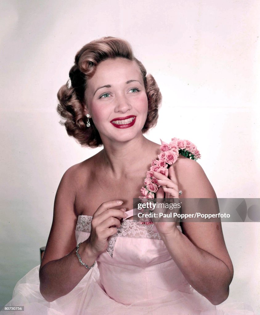 1950's A picture of American actress Jane Powell.