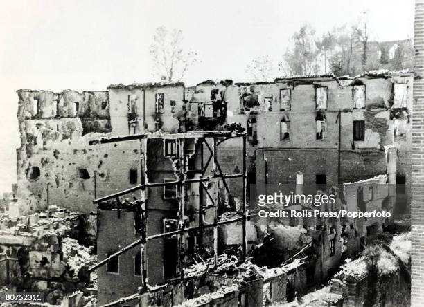 War and Conflict, Spanish Civil War , pic: 30th September 1936, Houses wrecked by the rebel forces in Toledo, whose stronghold was the Al Cazar...