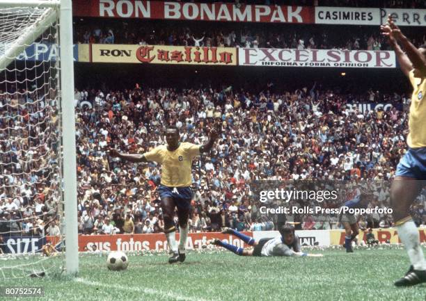 World Cup Final, Mexico City, Mexico, 21st June Brazil 4 v Italy 1, Pele raises his arms as he celebrates his captain Carlos Alberto's fourth goal...