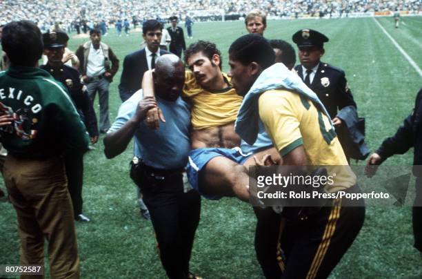 World Cup Final 1970, Mexico City, Mexico, 21st June Brazil 4 v Italy 1, Brazil's Rivelino is carried off the field by his trainers after the final...