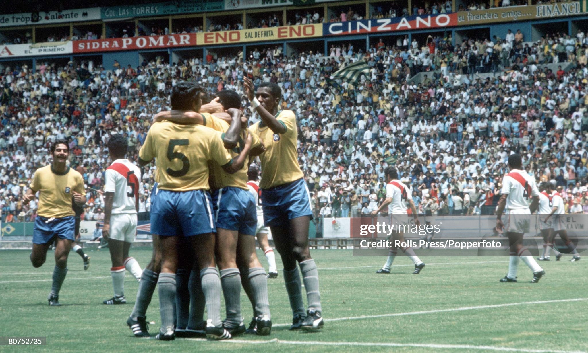 1970-world-cup-finals-guadalajara-mexico-14th-june-1970-brazil-4-v-peru-2-brazilian-forward.jpg