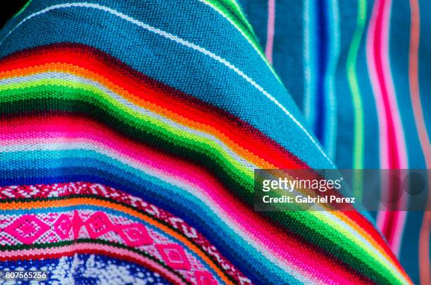 peruvian textiles - peruvian culture fotografías e imágenes de stock