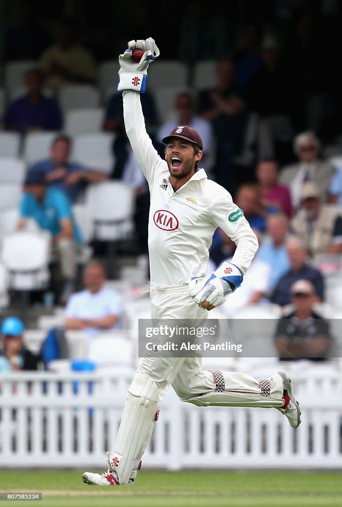 Surrey v Hampshire - Specsavers County Championship: Division One