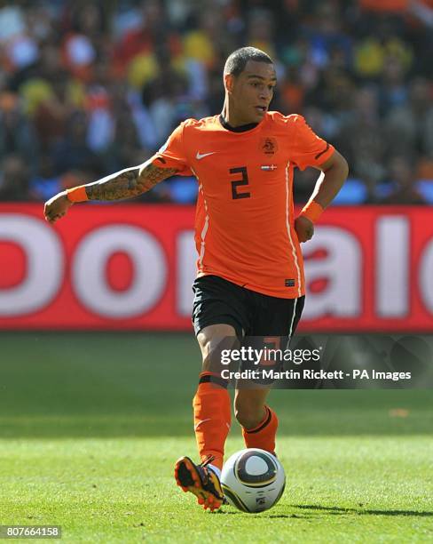 Gregory Van Der Wiel, Netherlands