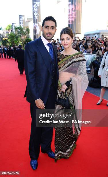 Abhishek Bachchan and Aishwarya Rai Bachchan arrive for the premiere of Raavan at the British Film Institute in London.