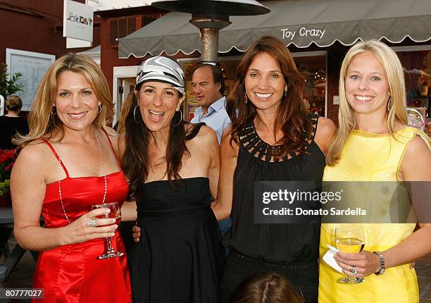 Jenny Belushi, Jane Ross, Ana Berman and Shannon Rotenberg attend the Poppy store opening to benefit Stuart House April 14, 2008 in Santa Monica,...