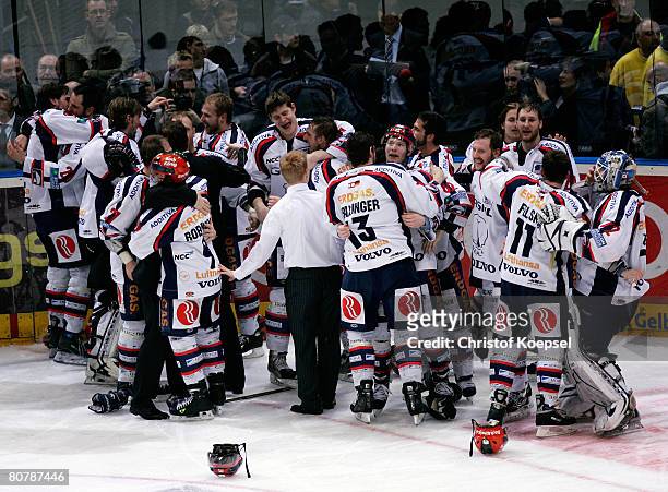 Players of the Eisbaeren Berlin celebrate winning the DEL Play-Offs final match against Koelner Haie at the Cologne Arena on April 20, 2008 in...