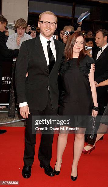 Simon Pegg arrives with his wife Maureen McCann at the British Academy Television Awards 2008, at the Palladium on April 20, 2008 in London, England.