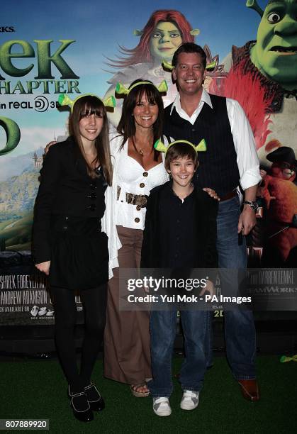 Linda Lusardi and Samuel Kane with their children Lucy Anne and Jack Francis arriving for the celebrity gala screening of Shrek Forever After at the...