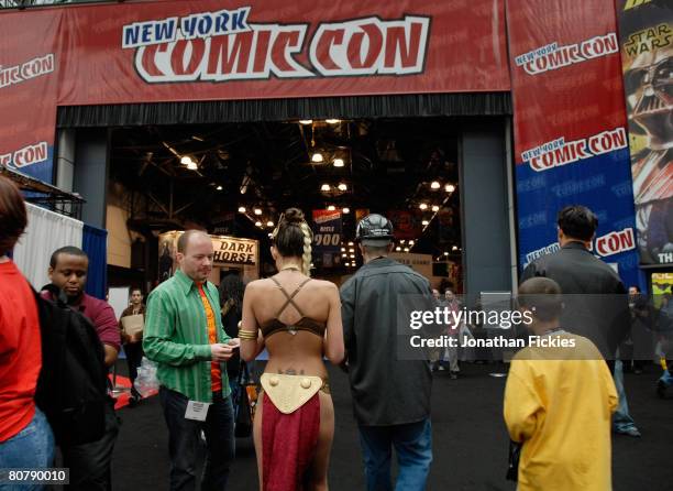 Attendees enter the New York Comic Con popular culture convention at the Jacob K. Javits Center April 20, 2008 in New York City.