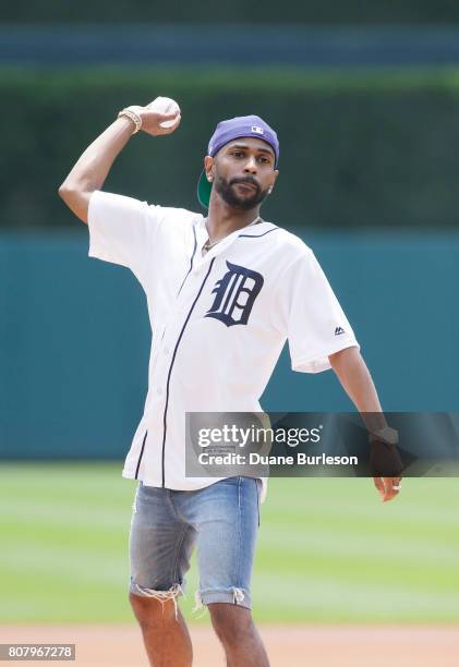 Sean Anderson Rapper 159 Sean Burleson Stock Photos, High-Res Pictures, and Images - Getty ...