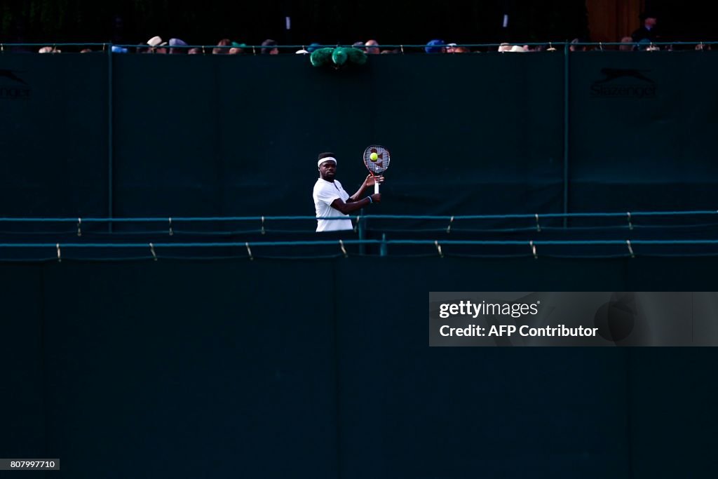 TOPSHOT-TENNIS-GBR-WIMBLEDON