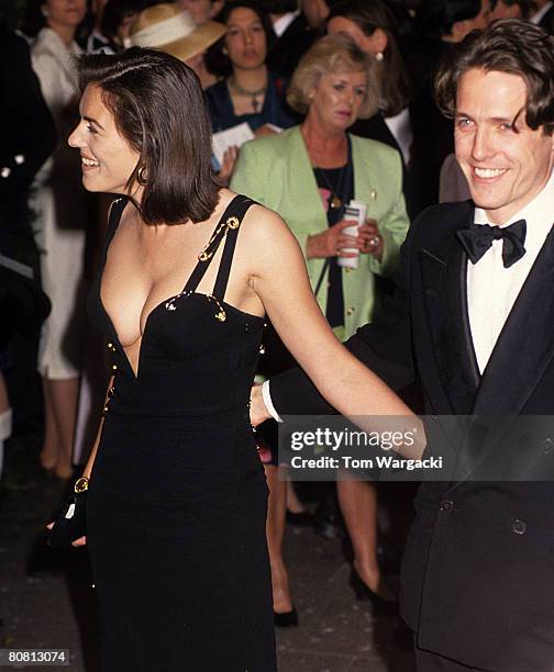 Elizabeth Hurley and Hugh Grant