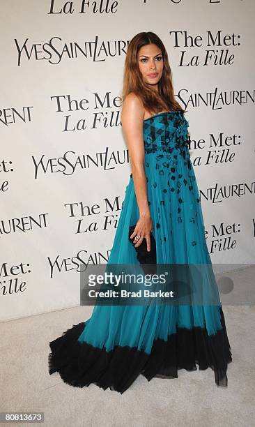 Actress Eva Mendes attends the opening night of The Metropolitan Opera at Lincoln Center on April 21, 2008 in New York City.